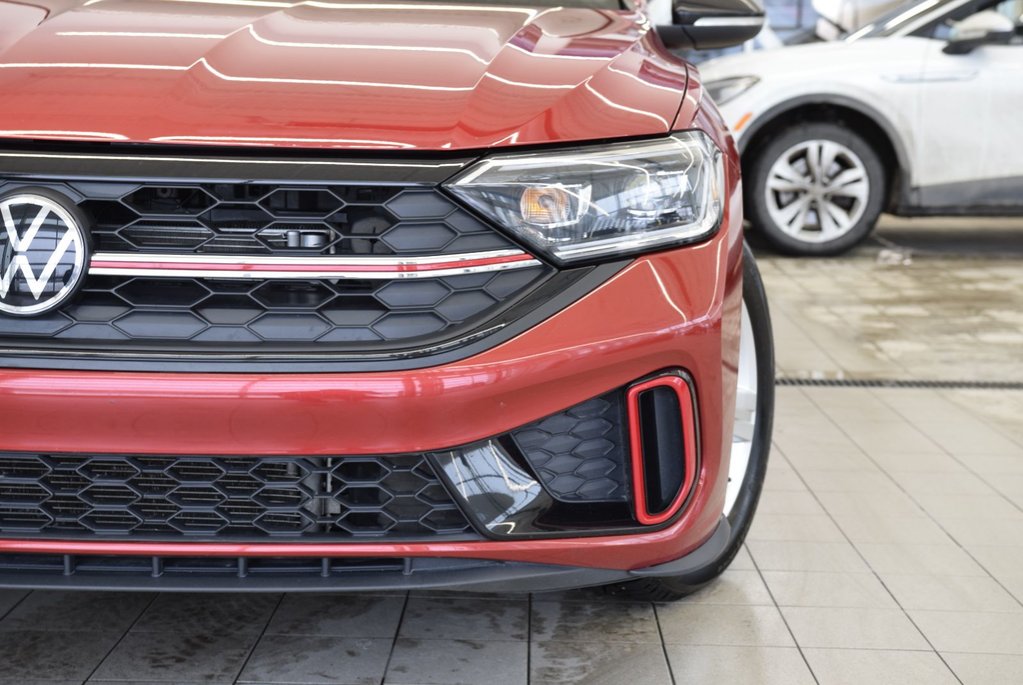 Volkswagen Jetta GLI DSG+CUIR+TOIT+LED+NAV+WOW 2023 à Laval, Québec - 4 - w1024h768px