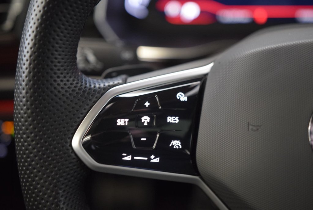 Volkswagen Jetta GLI AUTOBAHN+CUIR+TOIT+LED+ 2023 à Laval, Québec - 25 - w1024h768px