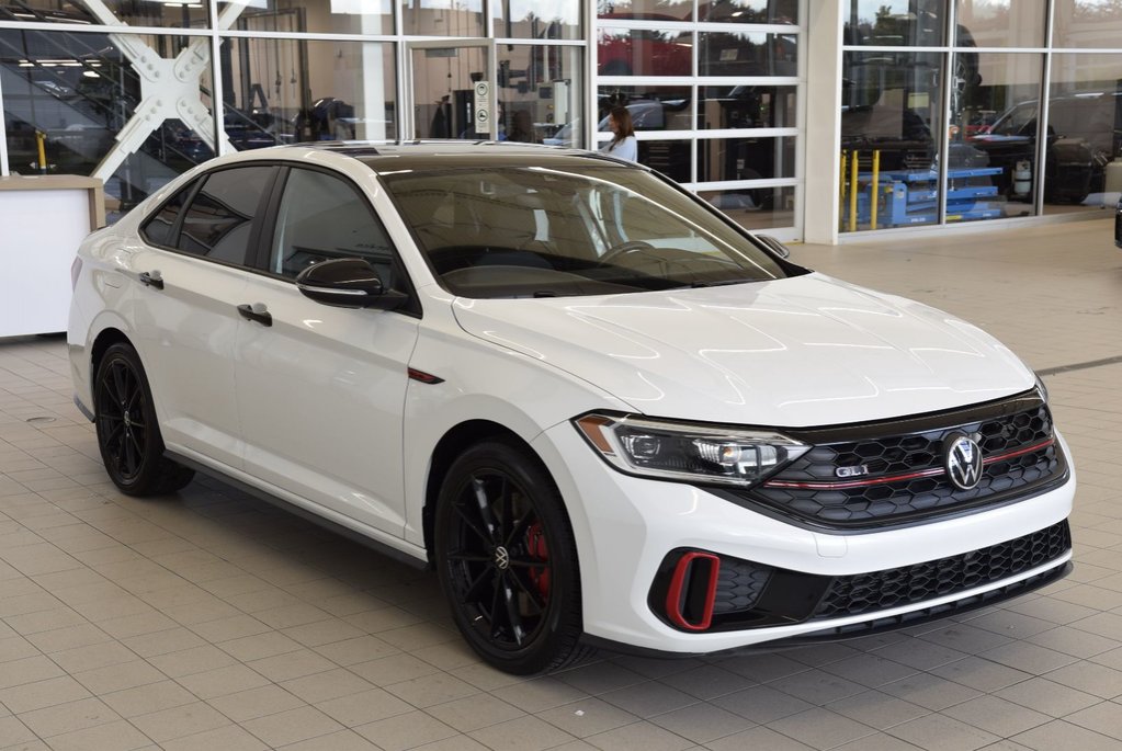 Volkswagen Jetta GLI 40th Anniversary Edition+LED+AUTO 2024 à Laval, Québec - 25 - w1024h768px