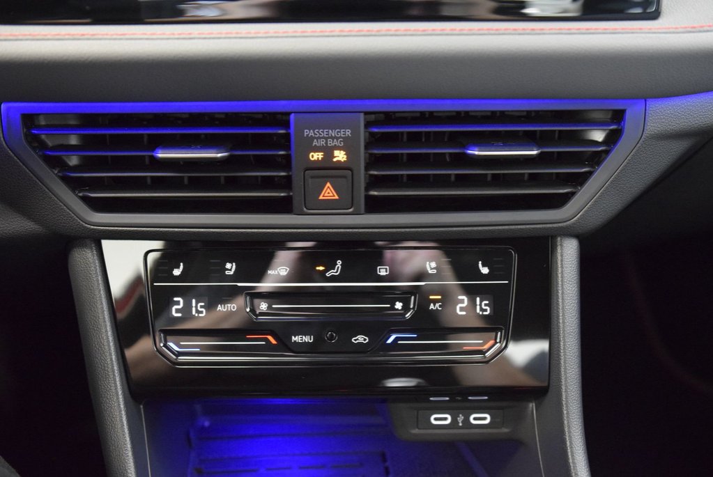 Volkswagen Jetta GLI AUTOBAHN+CUIR+TOIT+LED+ 2025 à Laval, Québec - 29 - w1024h768px