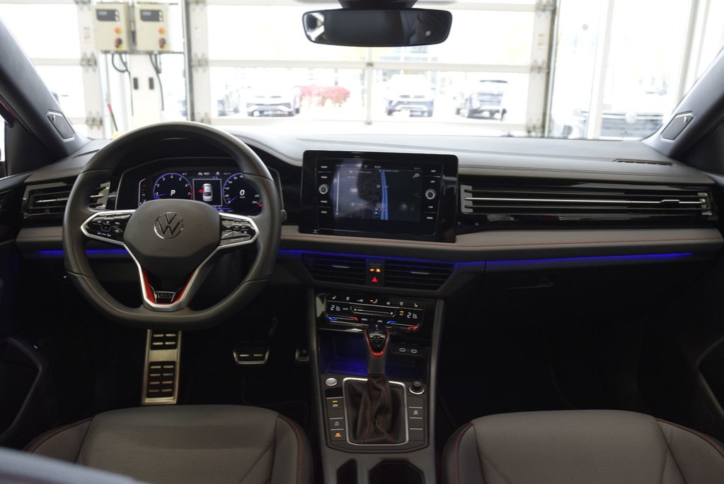 Volkswagen Jetta GLI AUTOBAHN+CUIR+TOIT+LED+ 2025 à Laval, Québec - 21 - w1024h768px