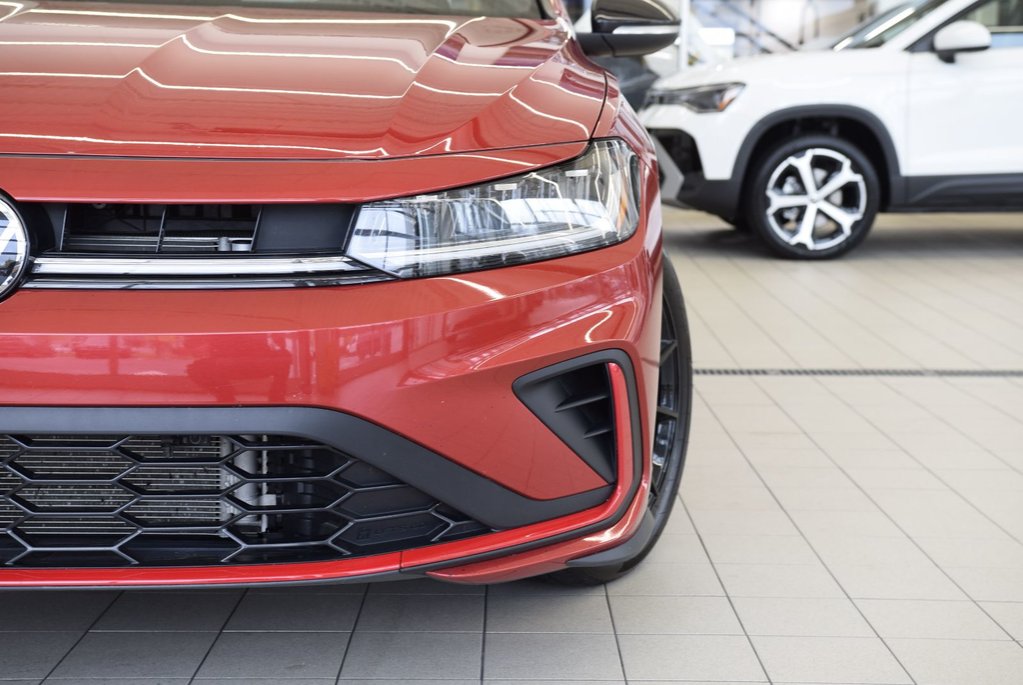 Volkswagen Jetta GLI AUTOBAHN+CUIR+TOIT+LED+ 2025 à Laval, Québec - 3 - w1024h768px