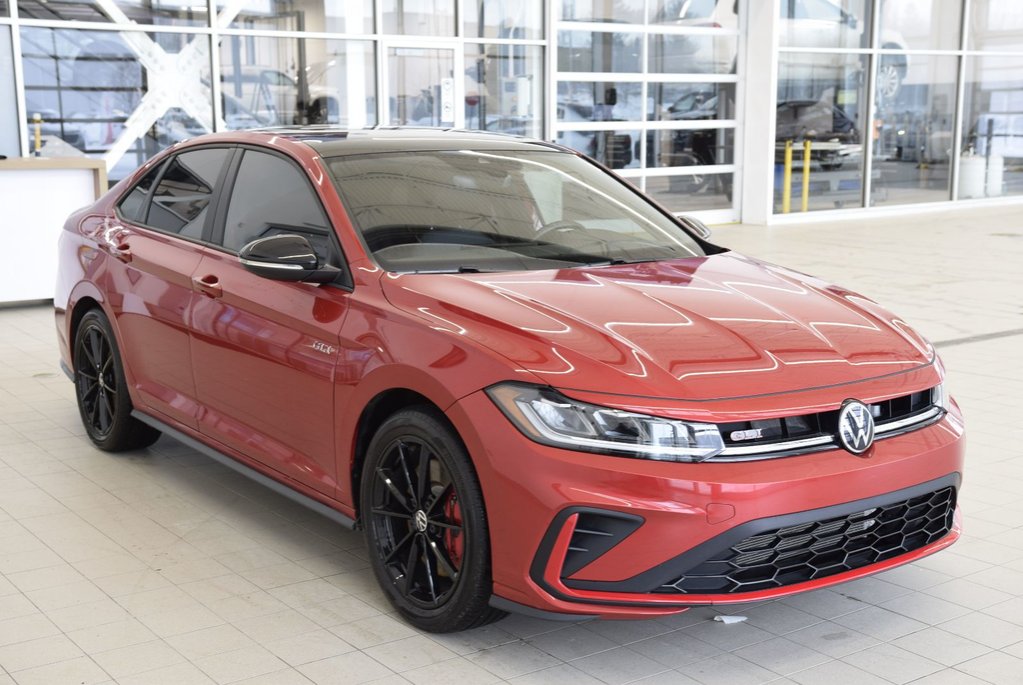 2025 Volkswagen Jetta GLI AUTOBAHN+BLACK PACKAGE in Laval, Quebec - 13 - w1024h768px