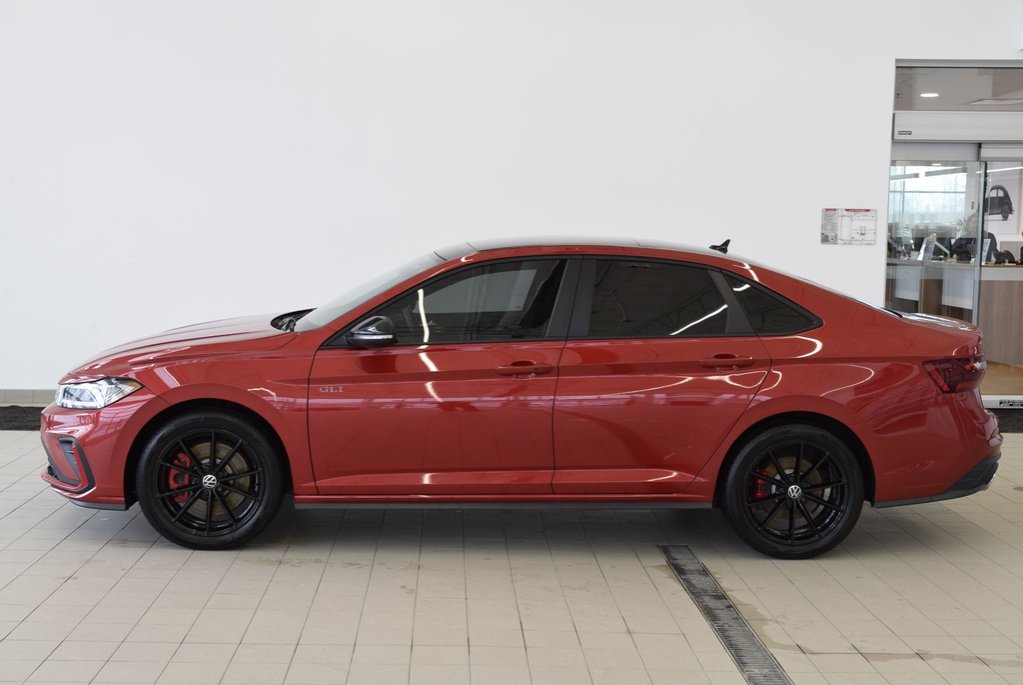 2025 Volkswagen Jetta GLI AUTOBAHN+BLACK PACKAGE in Laval, Quebec - 5 - w1024h768px