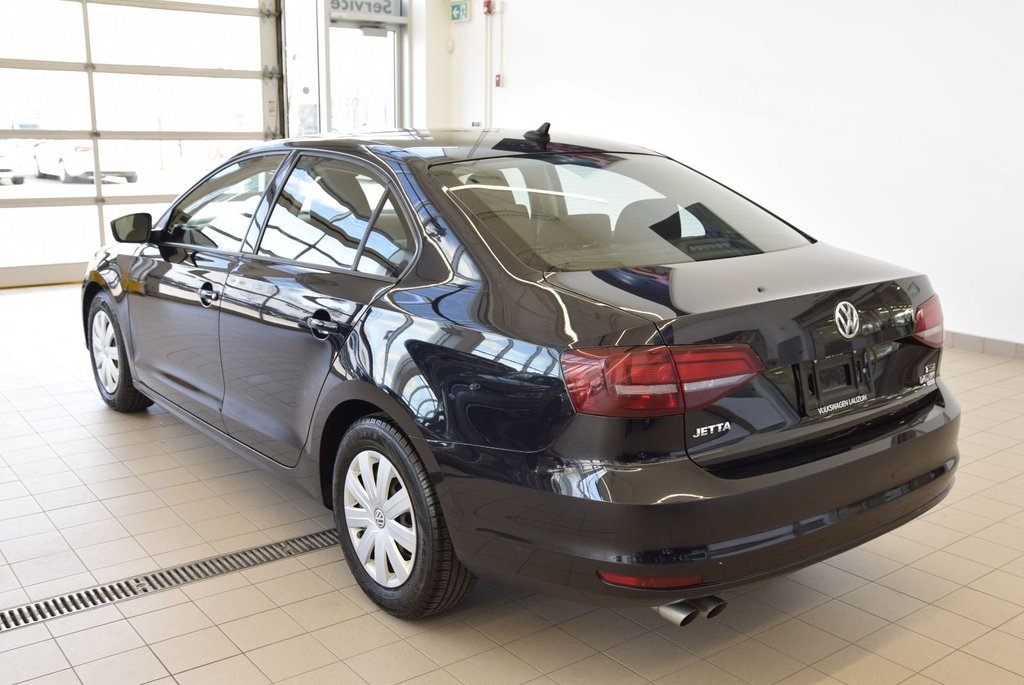 2017  Jetta A/C+APP CONNECT+CAMERA+ in Laval, Quebec - 13 - w1024h768px