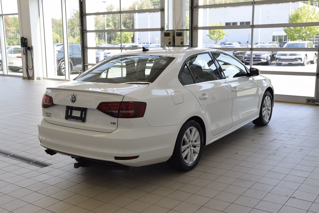 Jetta WOLFSBURG+TOIT+LED+WOW 2017 à Laval, Québec - 14 - w1024h768px