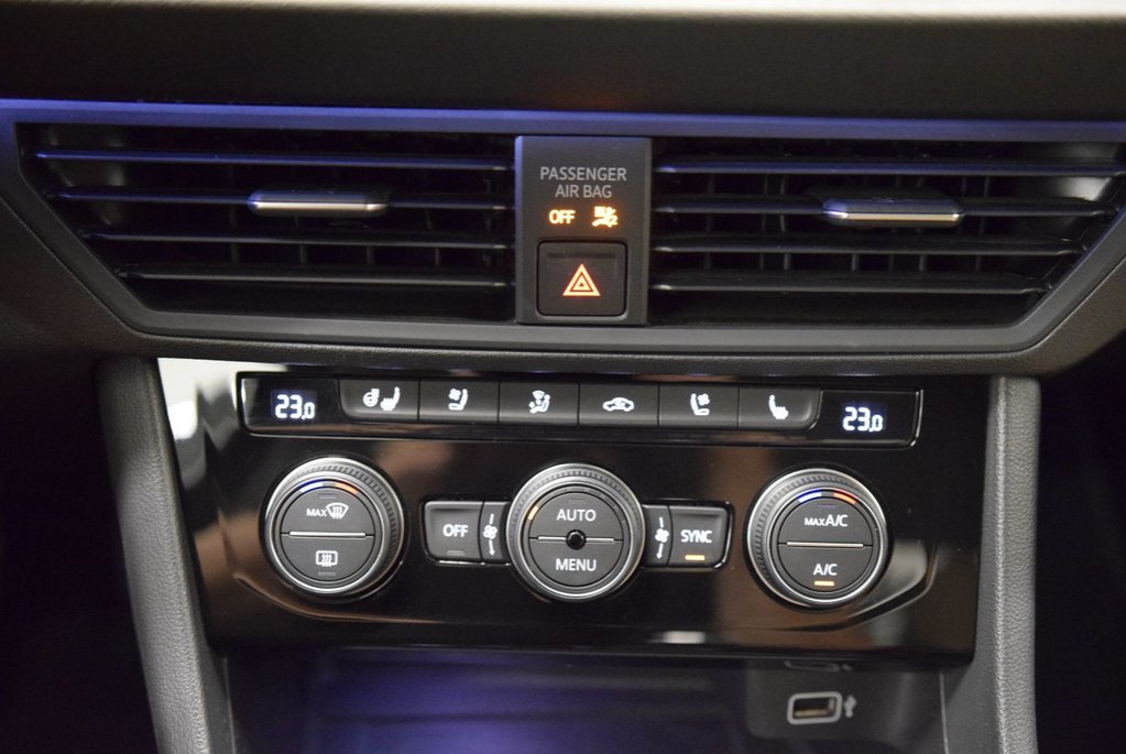 2020 Volkswagen Jetta EXECLINE+DRIVER ASSISTANCE in Laval, Quebec - 29 - w1024h768px