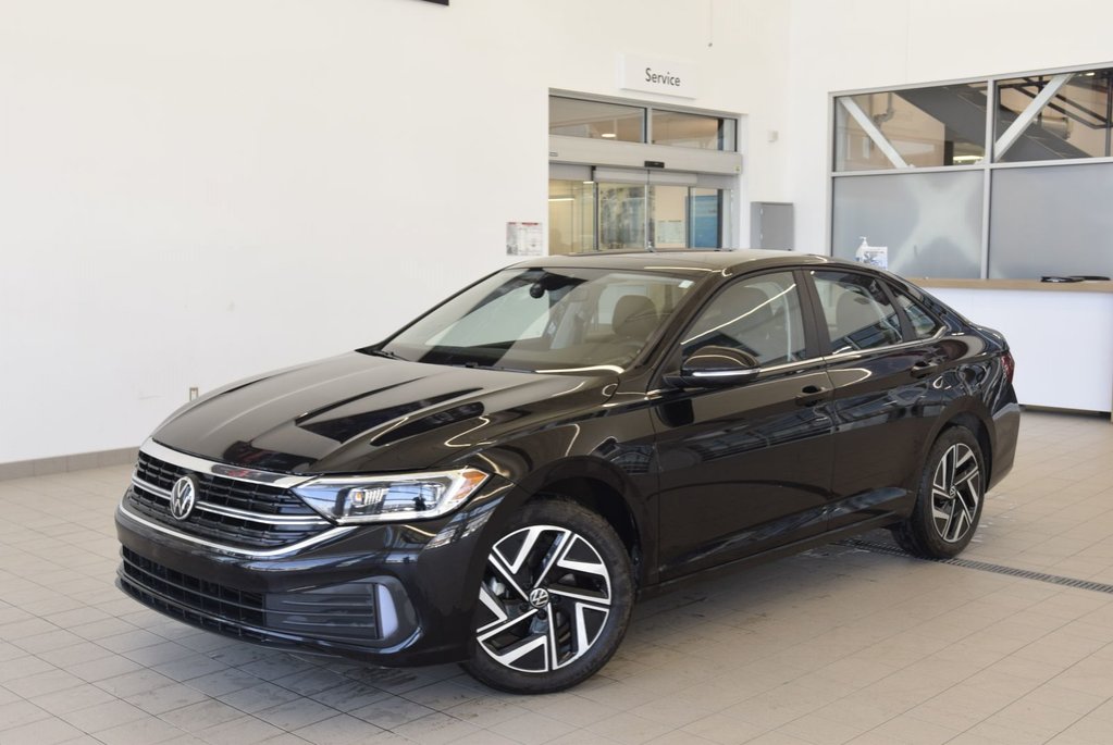 Volkswagen Jetta HIGHLINE+CUIR+TOIT PANO+LED 2022 à Laval, Québec - 1 - w1024h768px