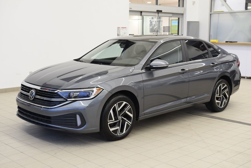 Volkswagen Jetta HIGHLINE+CUIR+TOIT+LED+WOW 2023 à Laval, Québec - 10 - w1024h768px