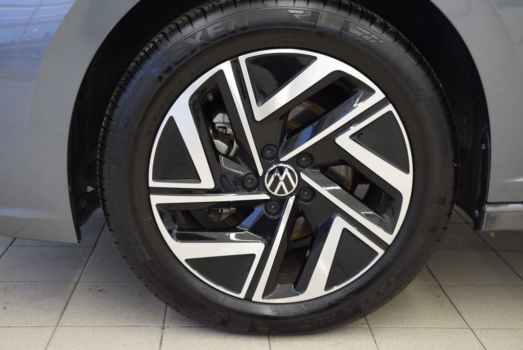 Volkswagen Jetta HIGHLINE+CUIR+TOIT+LED+WOW 2023 à Laval, Québec - 7 - w1024h768px