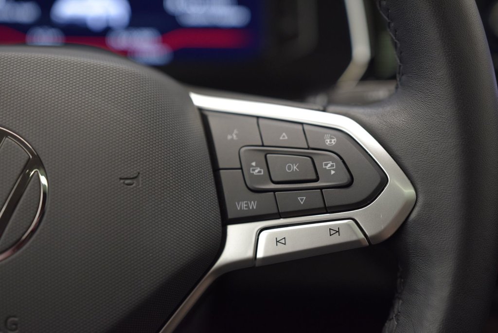Volkswagen Jetta HIGHLINE+CUIR+TOIT+LED+WOW 2023 à Laval, Québec - 24 - w1024h768px