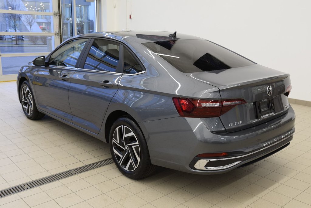 Volkswagen Jetta HIGHLINE+CUIR+TOIT+LED+WOW 2023 à Laval, Québec - 14 - w1024h768px