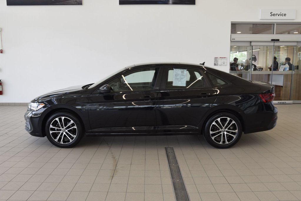 2023 Volkswagen Jetta COMFORTLINE+AUTO+SPORT PACKAGE in Laval, Quebec - 5 - w1024h768px