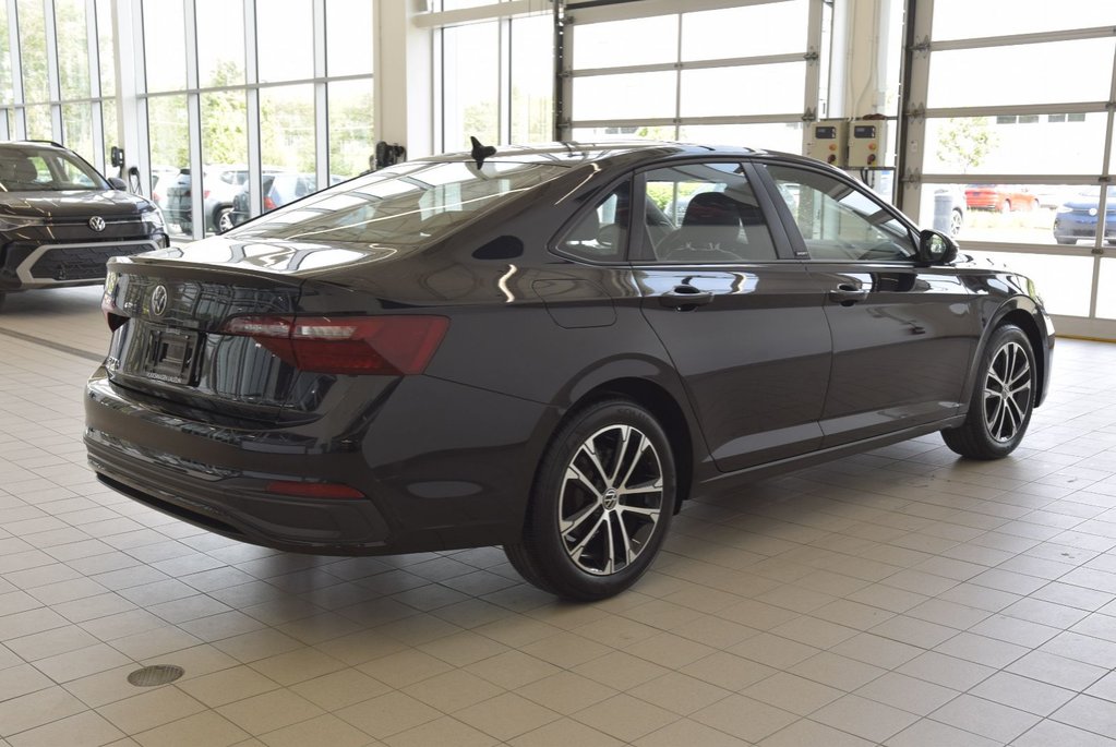 2023 Volkswagen Jetta COMFORTLINE+AUTO+SPORT PACKAGE in Laval, Quebec - 12 - w1024h768px