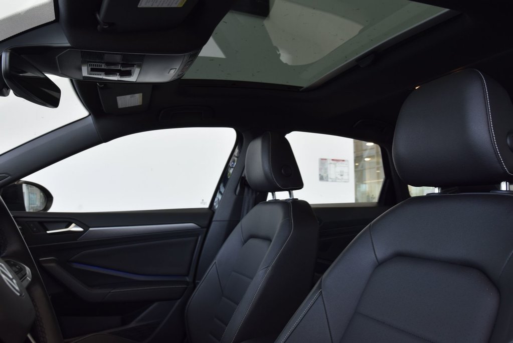 2023 Volkswagen Jetta COMFORTLINE+AUTO+SPORT PACKAGE in Laval, Quebec - 8 - w1024h768px