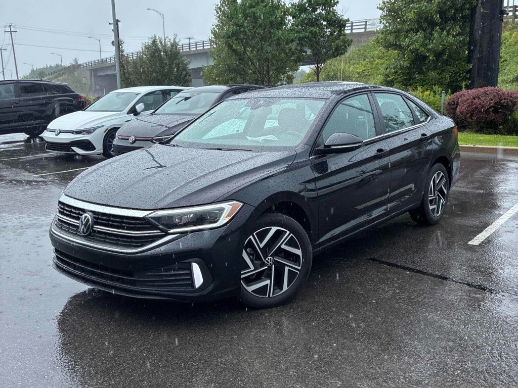 2024 Volkswagen Jetta HIGHLINE+CUIR+TOIT+LED+WOW in Laval, Quebec - 1 - w1024h768px
