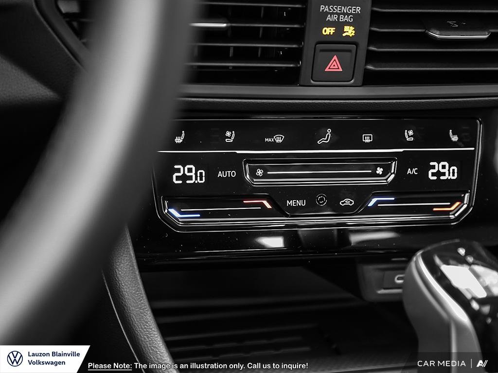 2025 Volkswagen Jetta Highline in Laval, Quebec - 22 - w1024h768px