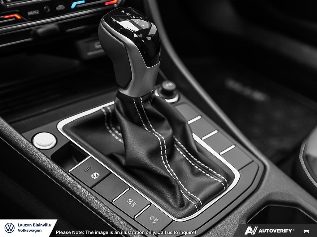 2025 Volkswagen Jetta Highline in Laval, Quebec - 16 - w1024h768px