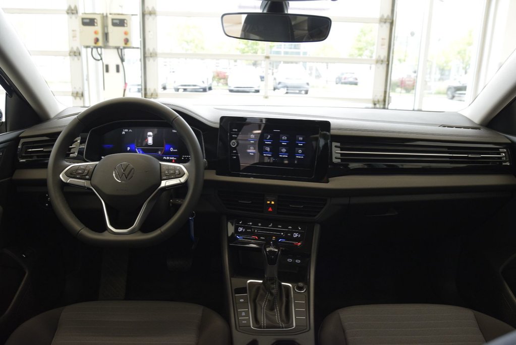 Volkswagen Jetta TRENDLINE+AUTO+COCKPIT+ 2025 à Laval, Québec - 19 - w1024h768px