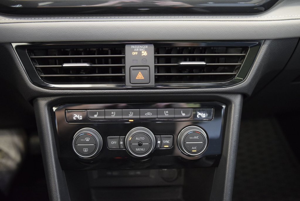 2022 Volkswagen Taos HIGHLINE+CUIR+TOIT+LED+AWD in Laval, Quebec - 29 - w1024h768px
