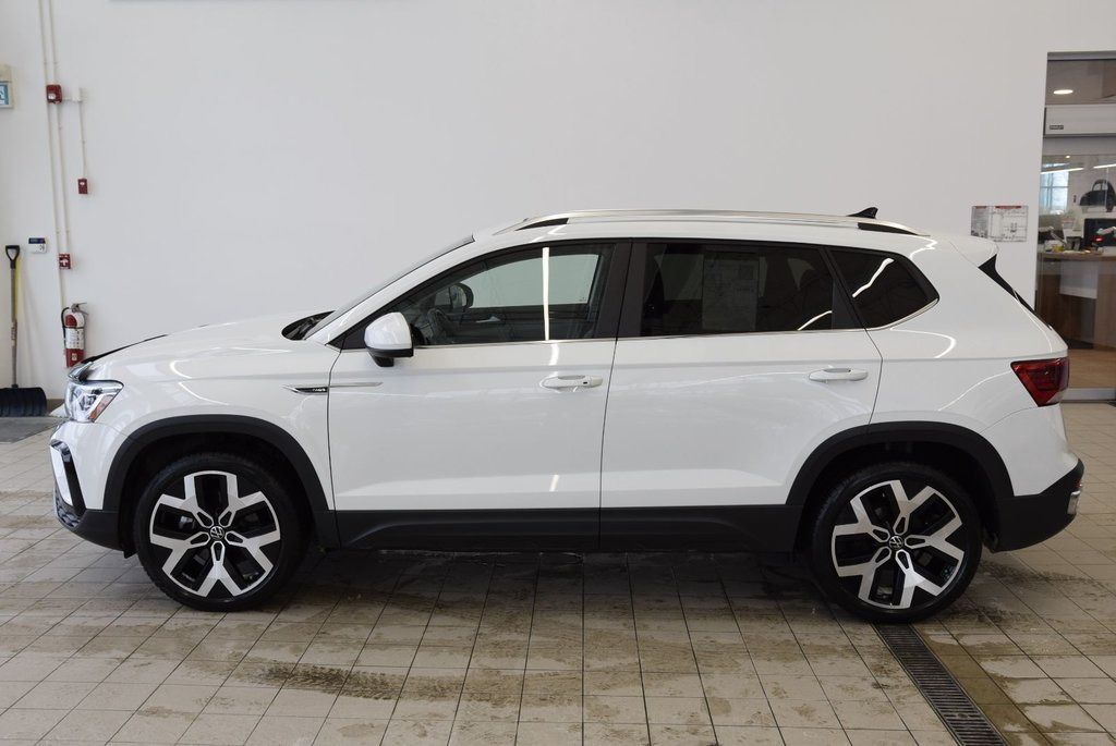 2022 Volkswagen Taos HIGHLINE+TOIT PANO+CUIR+AWD in Laval, Quebec - 7 - w1024h768px