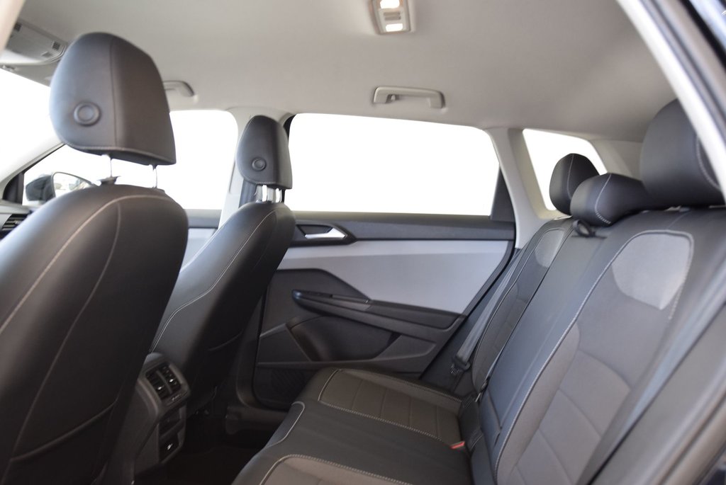 Volkswagen Taos COMFORTLINE+AWD+COCKPIT+ 2022 à Laval, Québec - 19 - w1024h768px