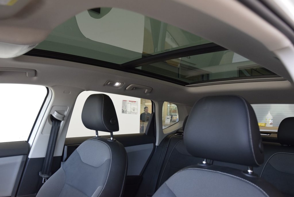 Volkswagen Taos COMFORTLINE+TOIT PANO+AWD 2022 à Laval, Québec - 7 - w1024h768px