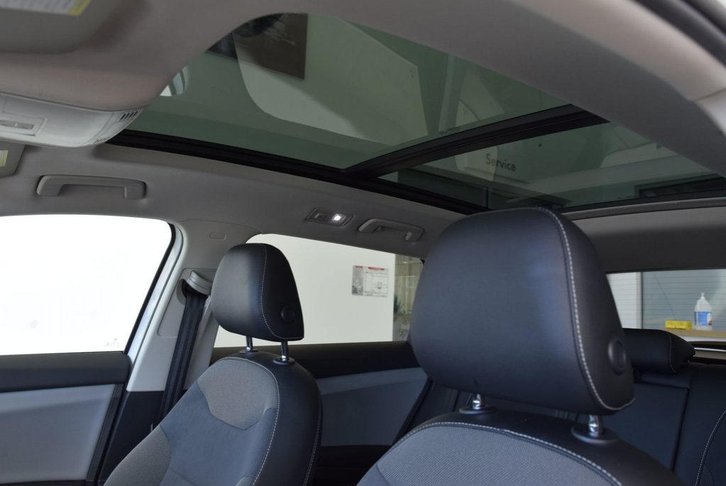 2022 Volkswagen Taos COMFORTLINE+AWD+TOIT PANO+ in Laval, Quebec - 8 - w1024h768px