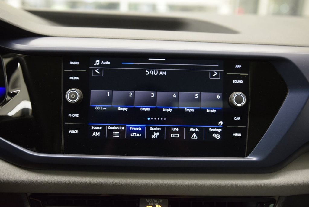 2022 Volkswagen Taos COMFORTLINE+TOIT PANO+AWD in Laval, Quebec - 27 - w1024h768px