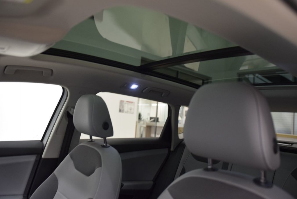 2022 Volkswagen Taos COMFORTLINE+TOIT PANO+AWD in Laval, Quebec - 8 - w1024h768px