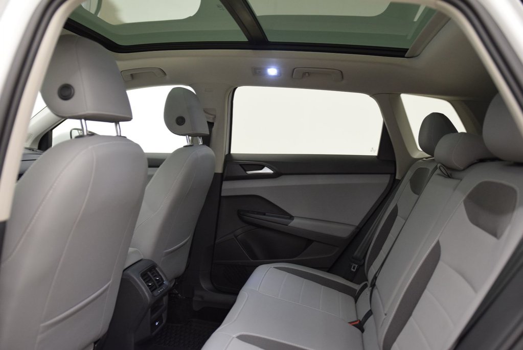 2022 Volkswagen Taos COMFORTLINE+TOIT PANO+AWD in Laval, Quebec - 20 - w1024h768px