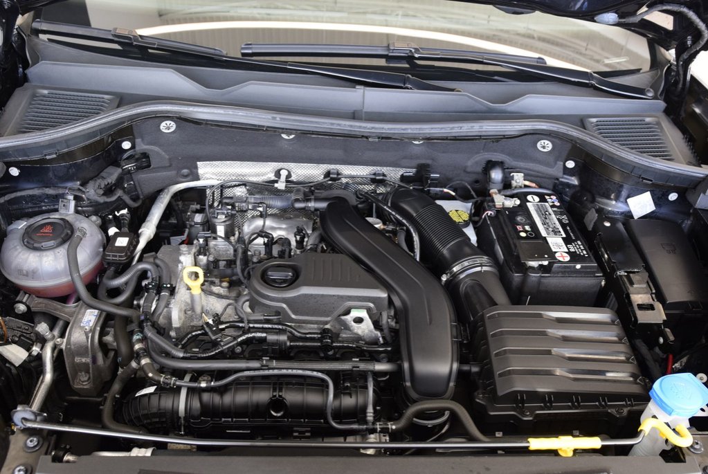 2022 Volkswagen Taos TRENDLINE+AWD+BAS KM+WOW in Laval, Quebec - 15 - w1024h768px