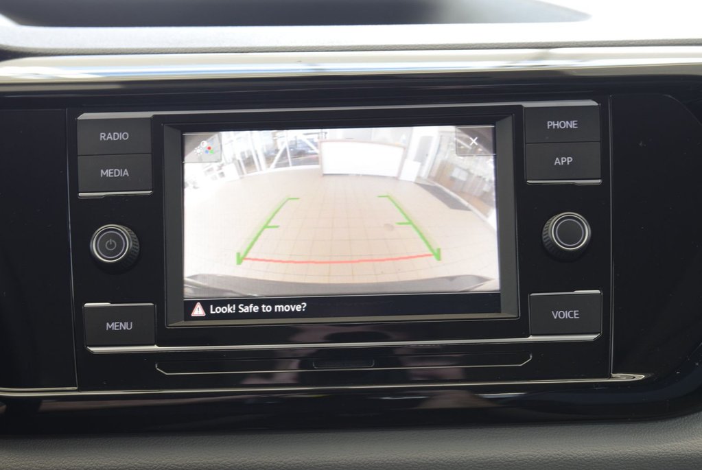 2022 Volkswagen Taos TRENDLINE+AWD+BAS KM+WOW in Laval, Quebec - 24 - w1024h768px