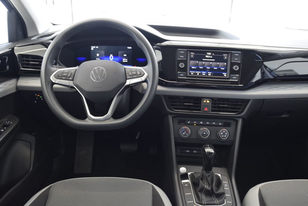 2022 Volkswagen Taos TRENDLINE+AWD+BAS KM+WOW in Laval, Quebec - 20 - w1024h768px