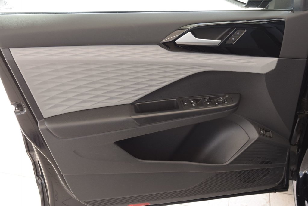 2022 Volkswagen Taos TRENDLINE+AWD+BAS KM+WOW in Laval, Quebec - 16 - w1024h768px