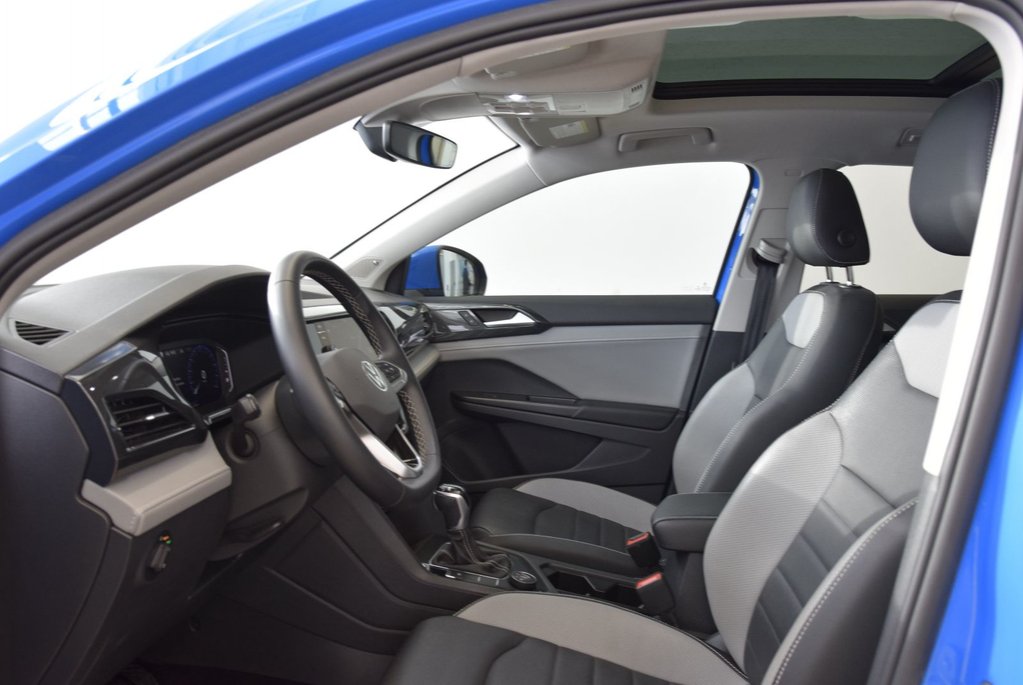 2022 Volkswagen Taos HIGHLINE+DRIVER ASSIST+AWD in Laval, Quebec - 13 - w1024h768px