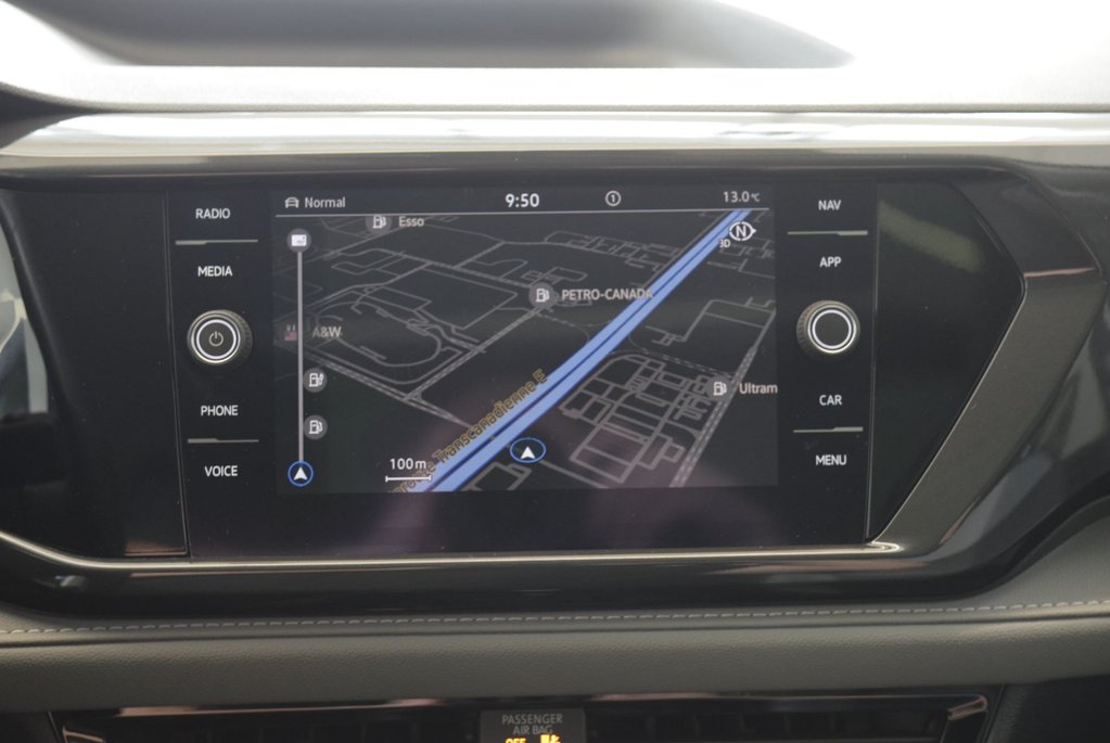 2022 Volkswagen Taos HIGHLINE+DRIVER ASSIST+AWD in Laval, Quebec - 26 - w1024h768px