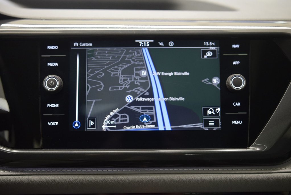 2022 Volkswagen Taos HIGHLINE+CUIR+TOIT+LED+AWD in Laval, Quebec - 28 - w1024h768px