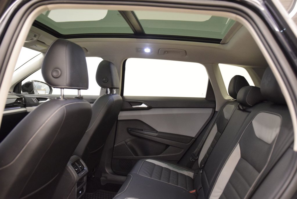 2022 Volkswagen Taos HIGHLINE+CUIR+TOIT+LED+AWD in Laval, Quebec - 20 - w1024h768px