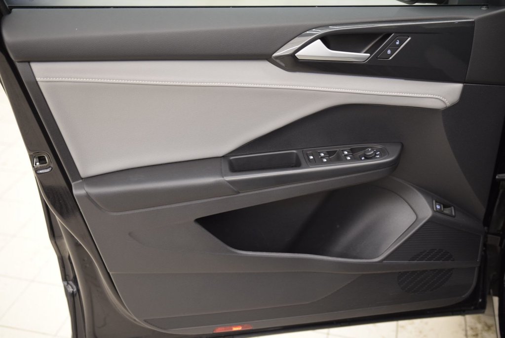 2022 Volkswagen Taos HIGHLINE+CUIR+TOIT+LED+AWD in Laval, Quebec - 18 - w1024h768px