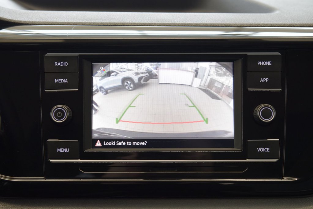 Volkswagen Taos TRENDLINE+BAS KM+CAMERA 2022 à Laval, Québec - 25 - w1024h768px