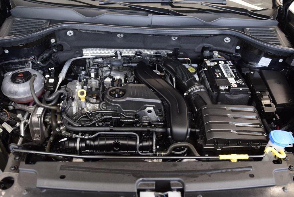 Volkswagen Taos TRENDLINE+BAS KM+CAMERA 2022 à Laval, Québec - 15 - w1024h768px