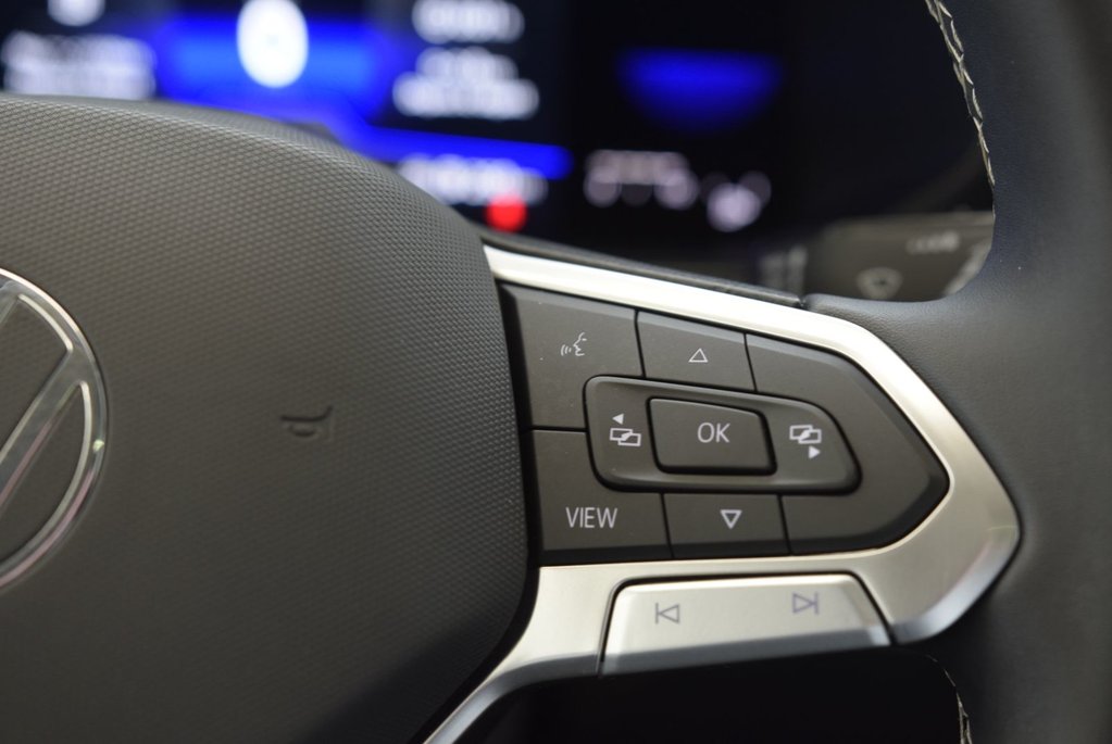 Volkswagen Taos COMFORTLINE+TOIT PANO+AWD 2022 à Laval, Québec - 24 - w1024h768px
