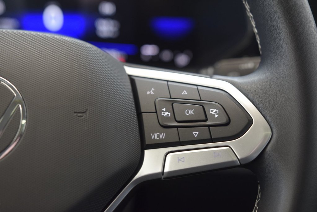 Volkswagen Taos COMFORTLINE+TOIT PANO+AWD 2022 à Laval, Québec - 25 - w1024h768px