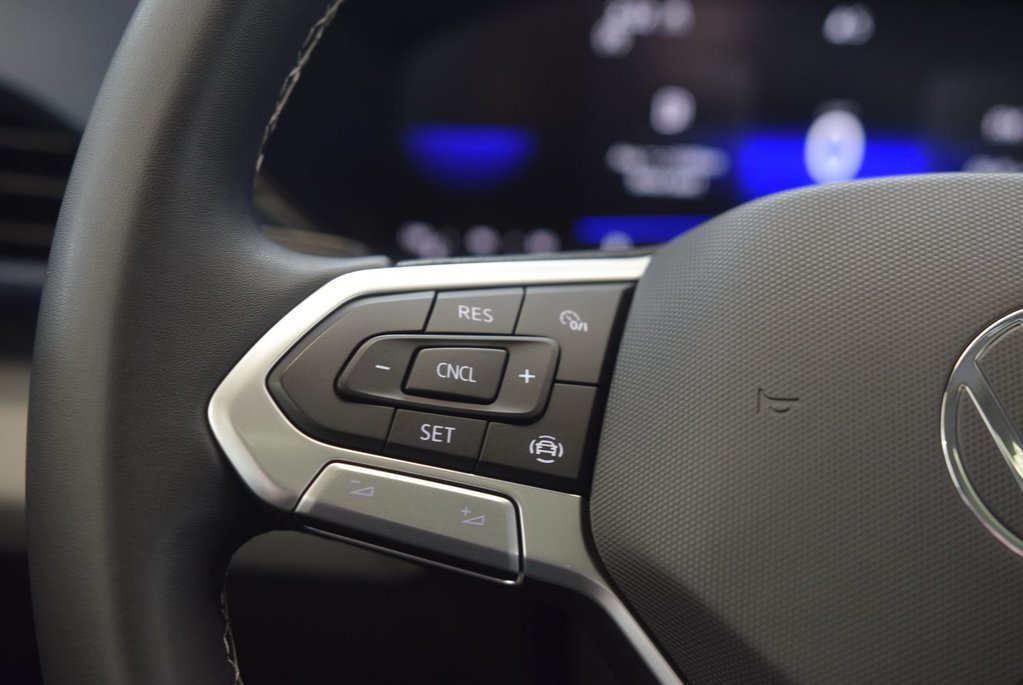 Volkswagen Taos COMFORTLINE+TOIT PANO+AWD 2022 à Laval, Québec - 24 - w1024h768px