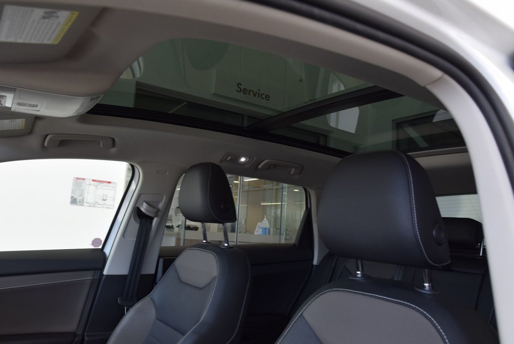 2022 Volkswagen Taos HIGHLINE+DRIVER ASSIST+LED in Laval, Quebec - 10 - w1024h768px