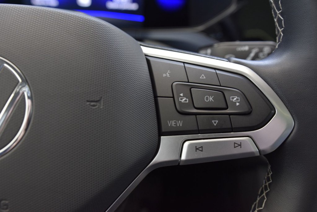 Volkswagen Taos COMFORTLINE+TOIT PANO+AWD 2022 à Laval, Québec - 12 - w1024h768px