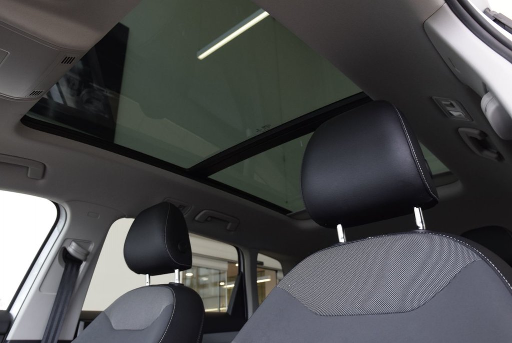 2022 Volkswagen Taos COMFORTLINE+TOIT PANO+AWD in Laval, Quebec - 7 - w1024h768px