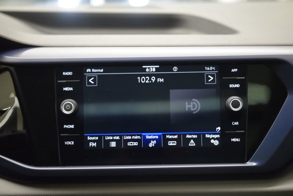 Volkswagen Taos COMFORTLINE+AWD+TOIT PANO 2022 à Laval, Québec - 16 - w1024h768px