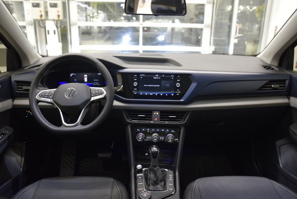 Volkswagen Taos COMFORTLINE+AWD+TOIT PANO 2022 à Laval, Québec - 9 - w1024h768px